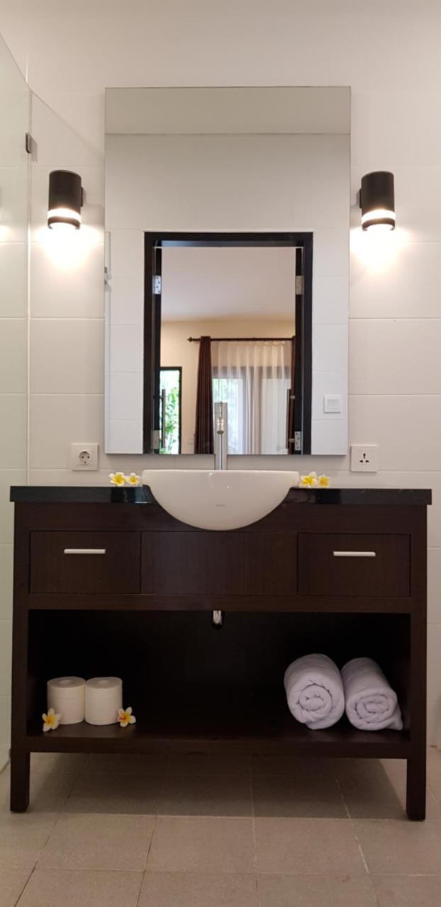 Eddys Cottages & Villa Legian  Bagian luar foto