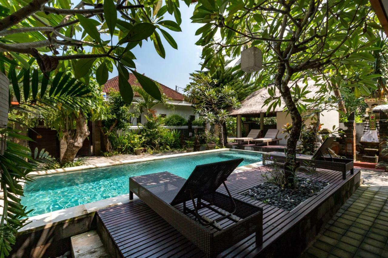Eddys Cottages & Villa Legian  Bagian luar foto