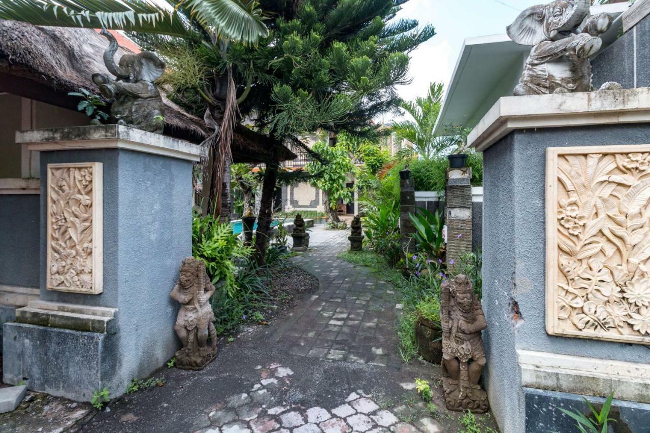 Eddys Cottages & Villa Legian  Bagian luar foto